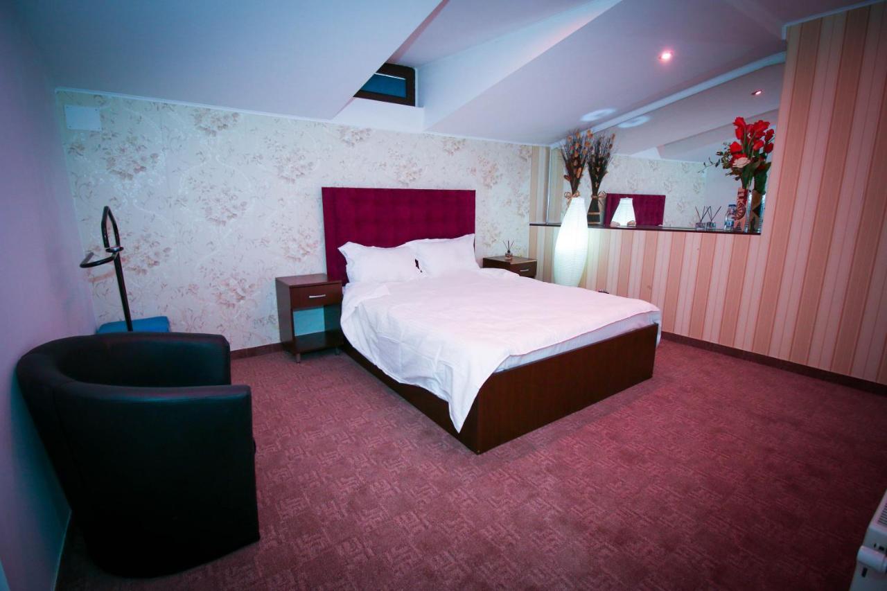 Karma Luxury Room Bucureşti Ngoại thất bức ảnh