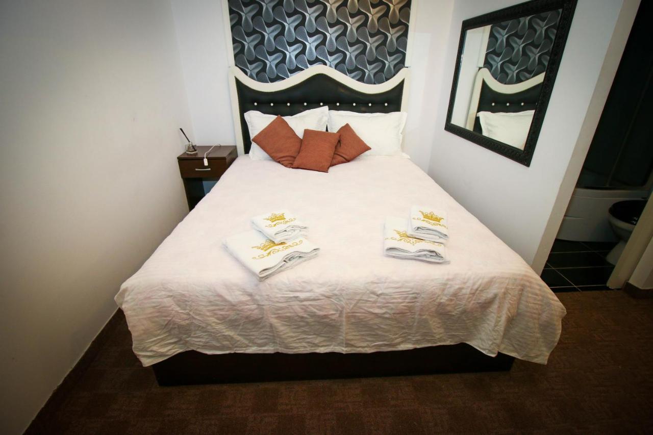 Karma Luxury Room Bucureşti Ngoại thất bức ảnh