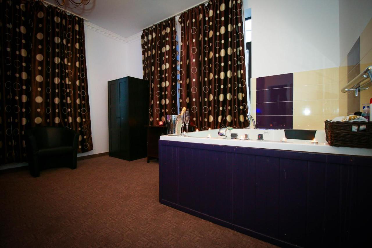 Karma Luxury Room Bucureşti Ngoại thất bức ảnh